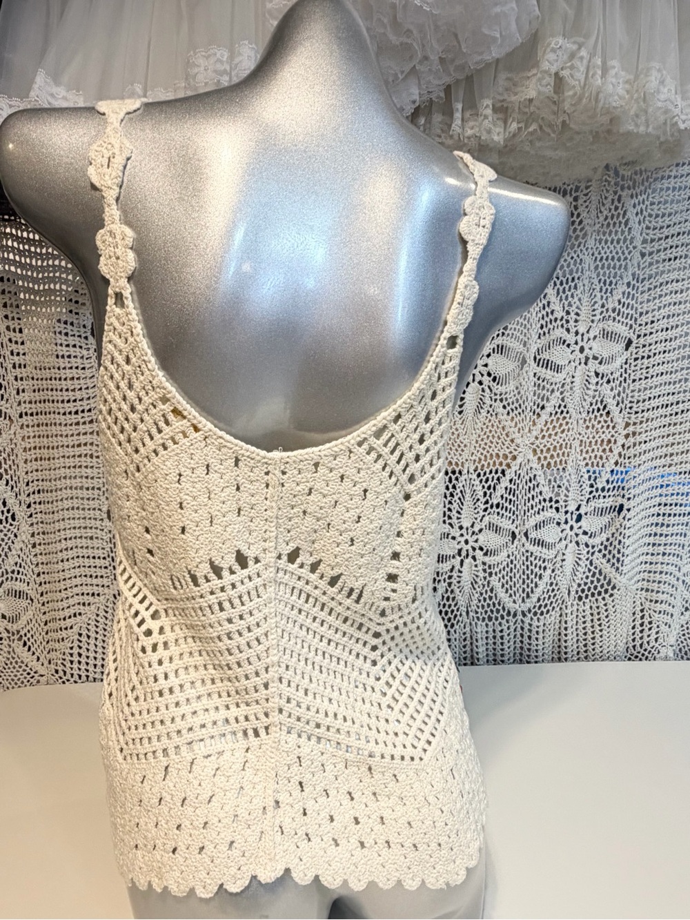 Crochet cherry tank top 100% cotton open weave sweater ruffle babydoll fruit red - Picture 6 of 12